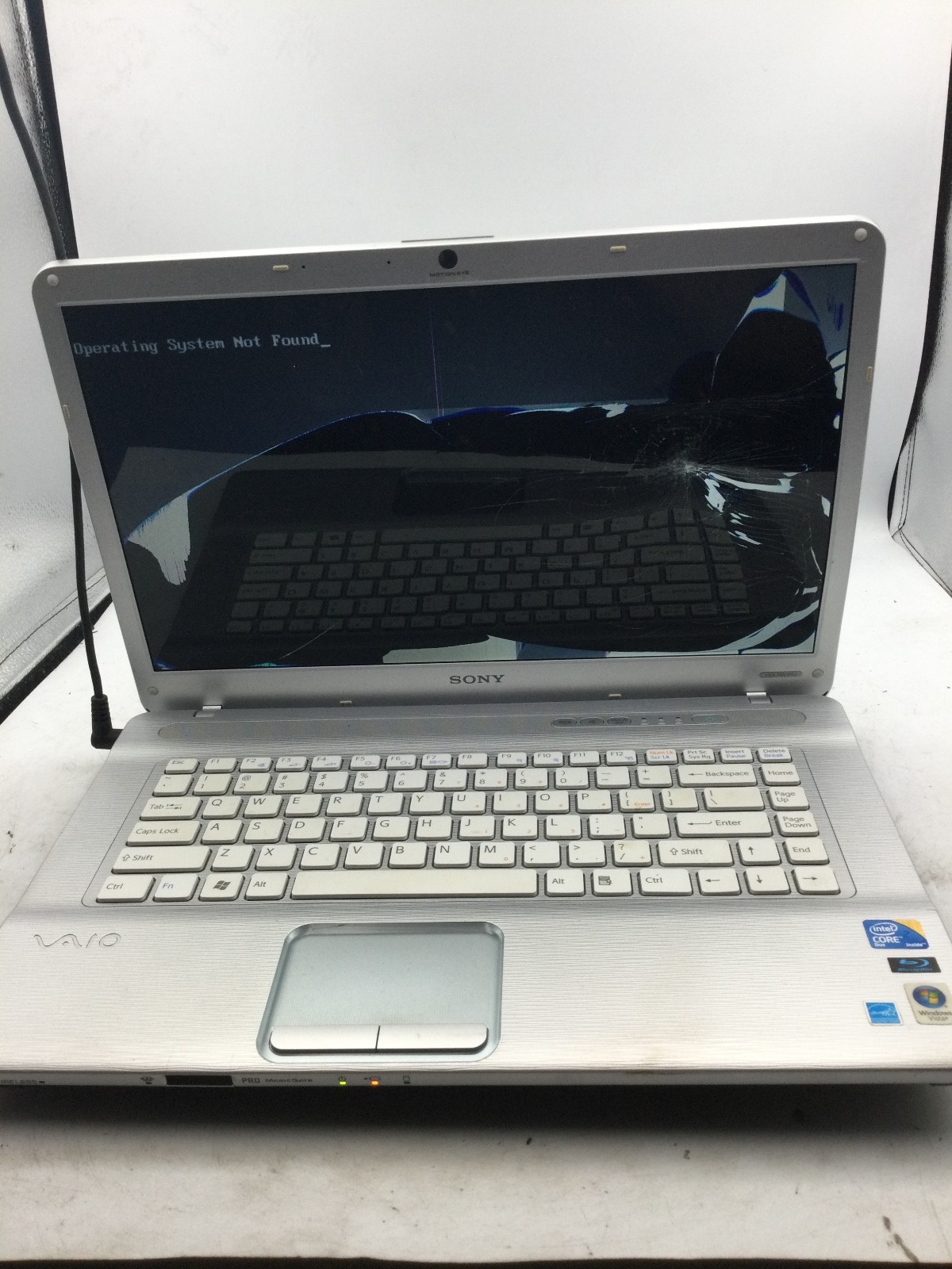 SONY VAIO PCG-7173L - FOR PARTS - INTEL CORE 2 DUO - 4GB RAM - READ DESC - BB