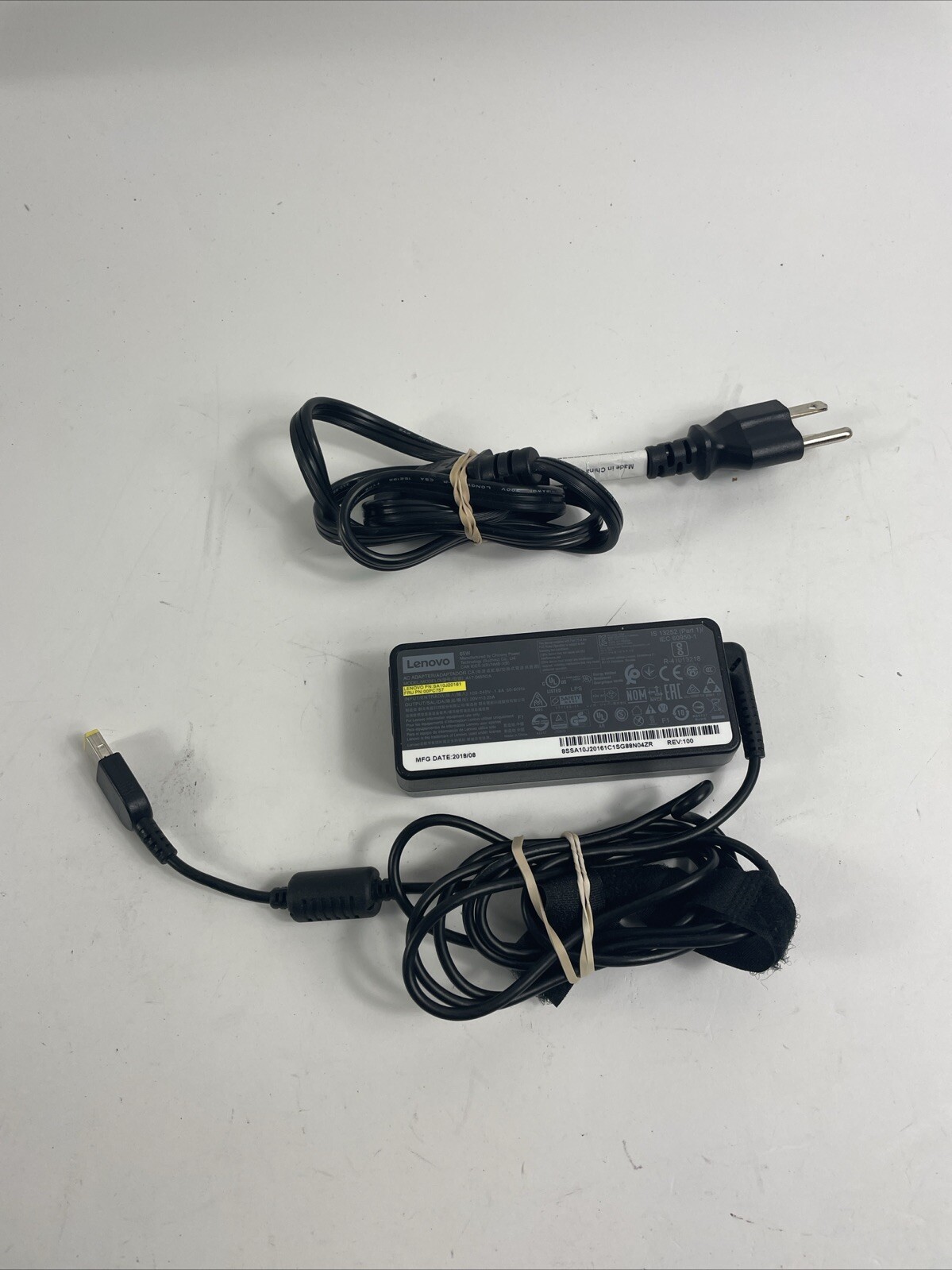 Lenovo A17-065N2A 20V 3.25A 65W AC Adapter For Lenovo Thinkpad Yoga Ideapad