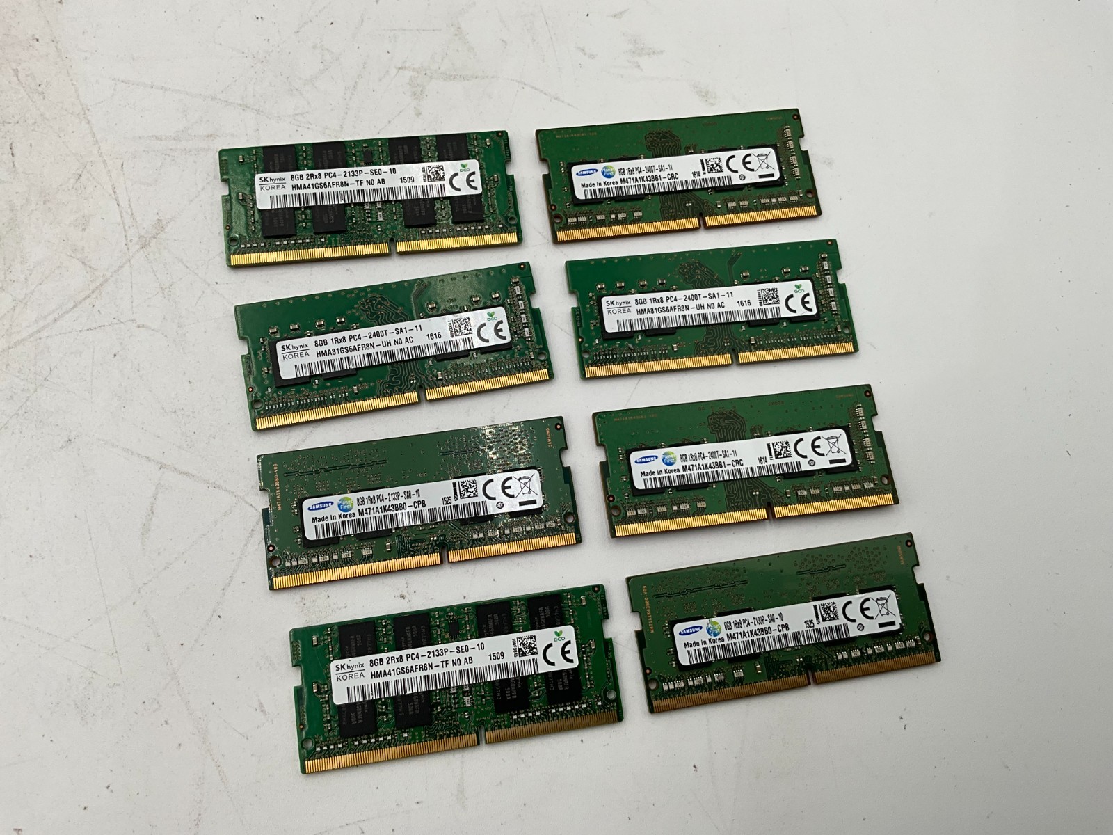 LOT OF 8 SO DIMM LAPTOP MEMORY  8GB 2Rx8 PC4-2133P/2400T SAMSUNG HYNIX