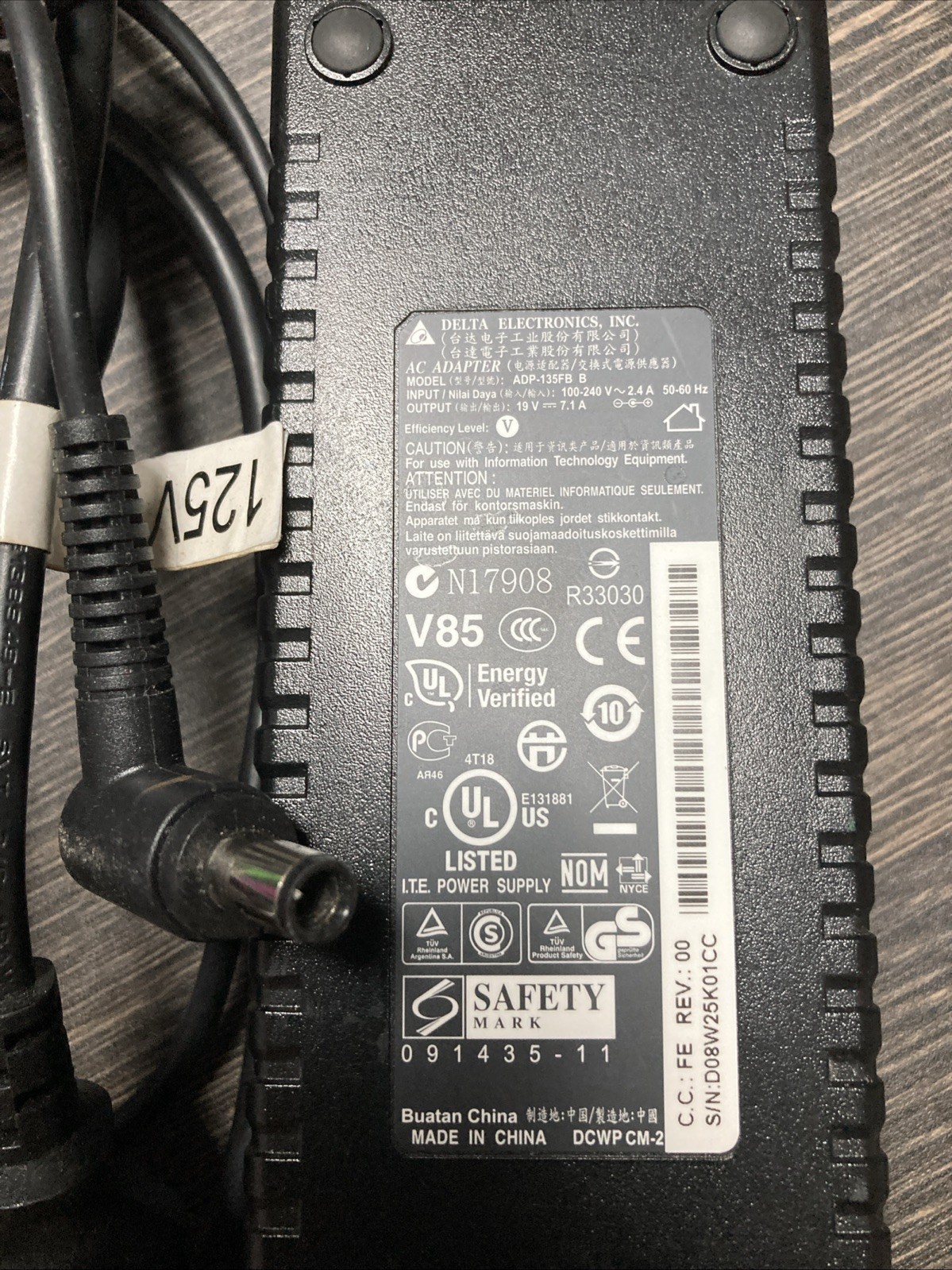 Delta Laptop Charger AC Power Adapter ADP-135FB B 19V 7.1A 135W  Tip 7 Tested