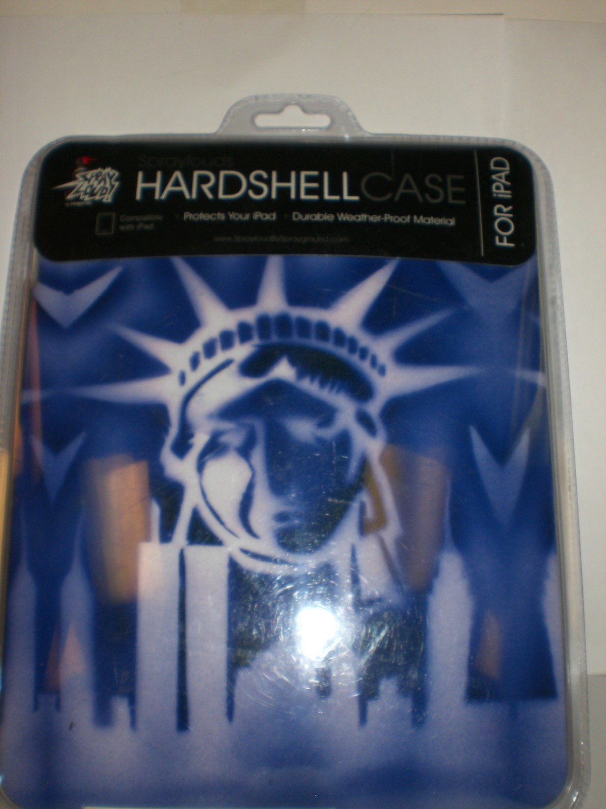 SPRAY LOUD STATUE OF LIBERTY HARDSHELL CASE FOR iPAD