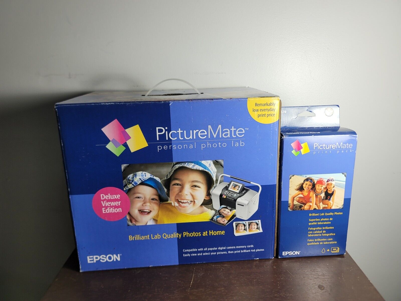 NEW Epson PictureMate Personal Photo Lab Printer Deluxe W/ Pack of Pictures