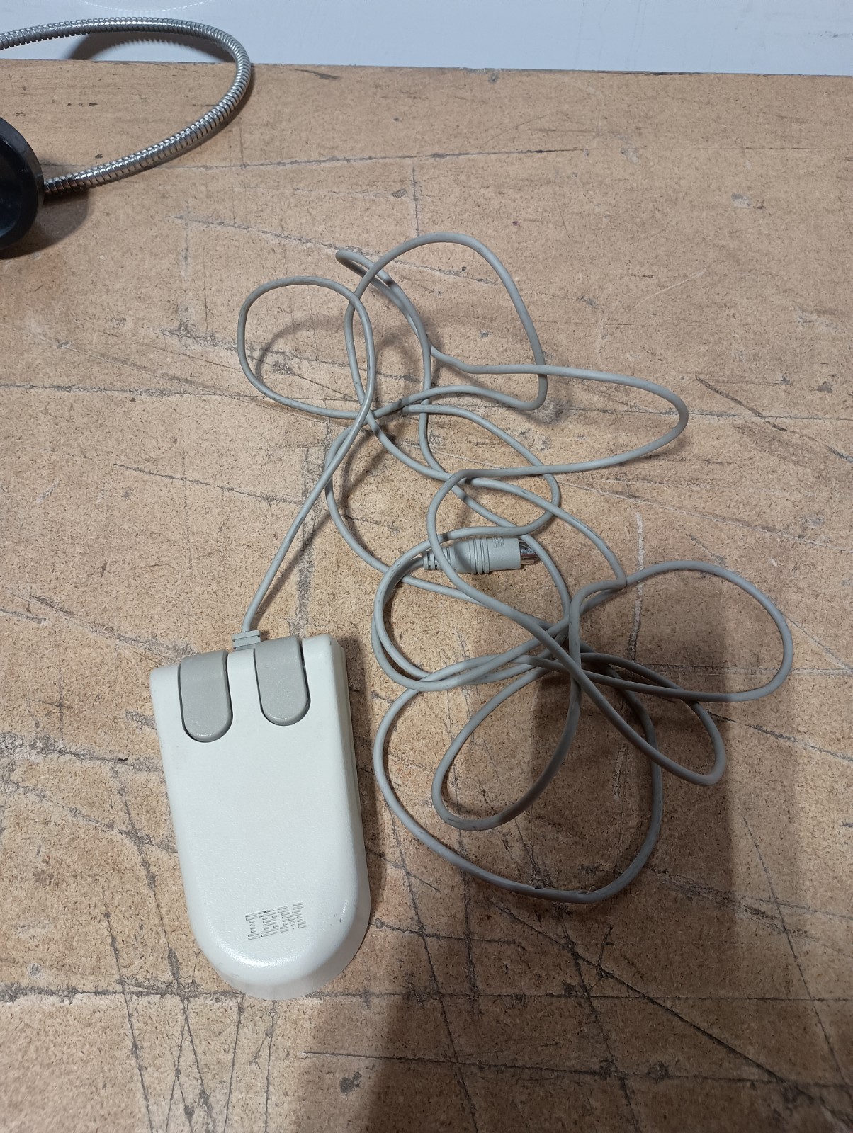 Vintage IBM 6450350 2-Button Wired PS/2 Computer Ball Mouse White Gray Missing