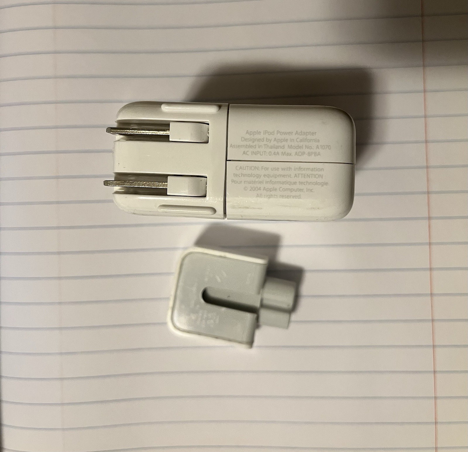 Apple iPod Power Adapter A1070