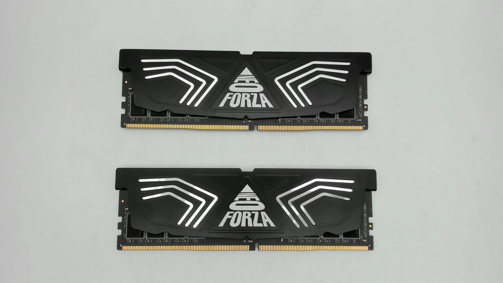 Neo Forza FAYE 16 GB (2 x 8 GB) DDR4-3200 CL16 Memory NMUD480E81-3200DG00