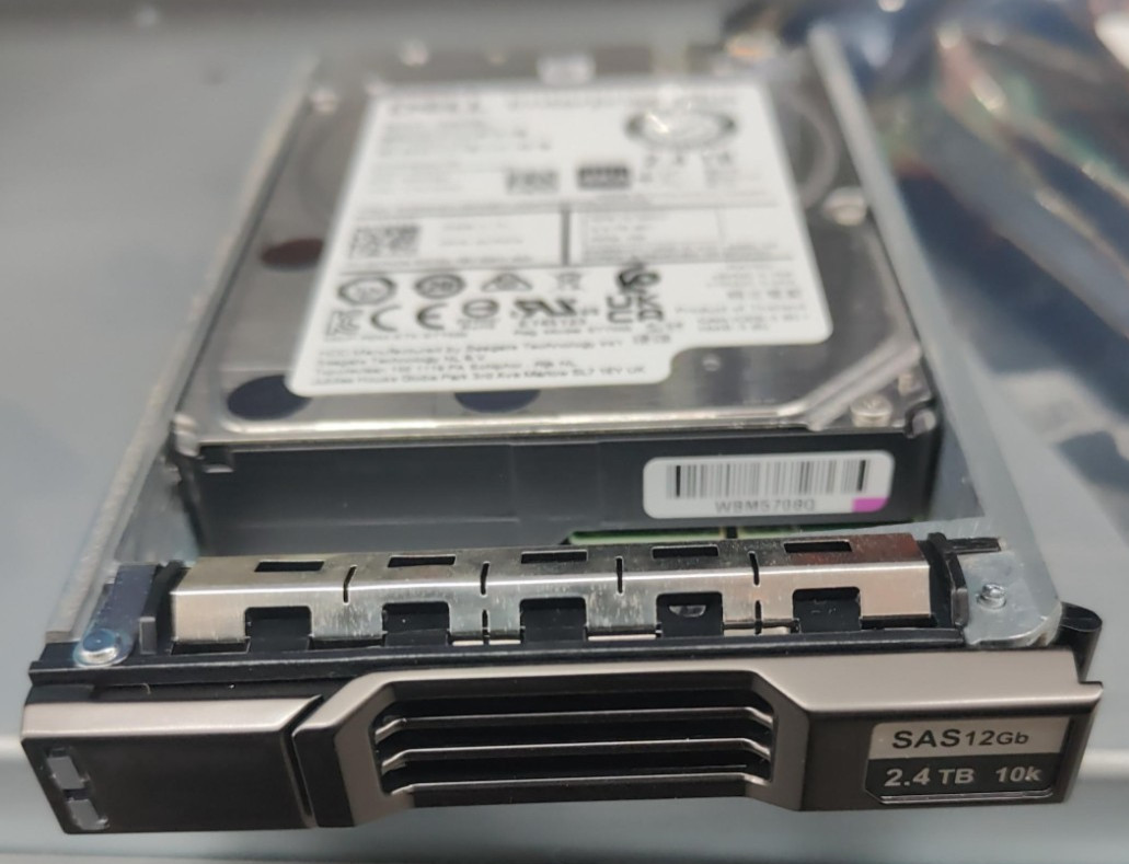 Dell Compellent SC X7NC4 2.4TB 10K 12G SAS 2.5" 4Kn HDD Hard Drive