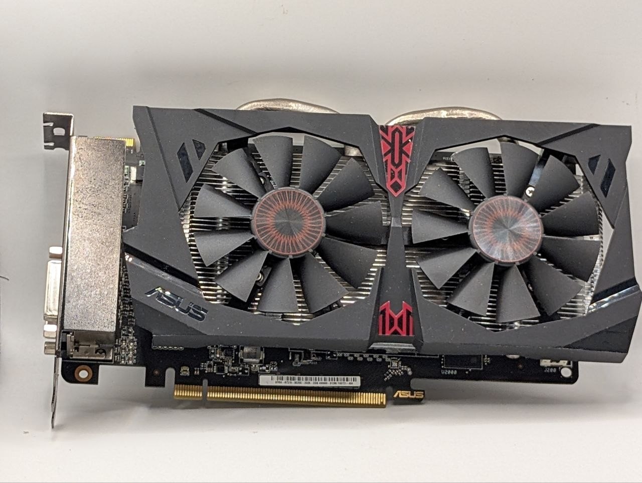 ASUS STRIX R7 370 2GB GDDR5 GPU DirectCU II OC AMD Radeon Gaming Card PCIe