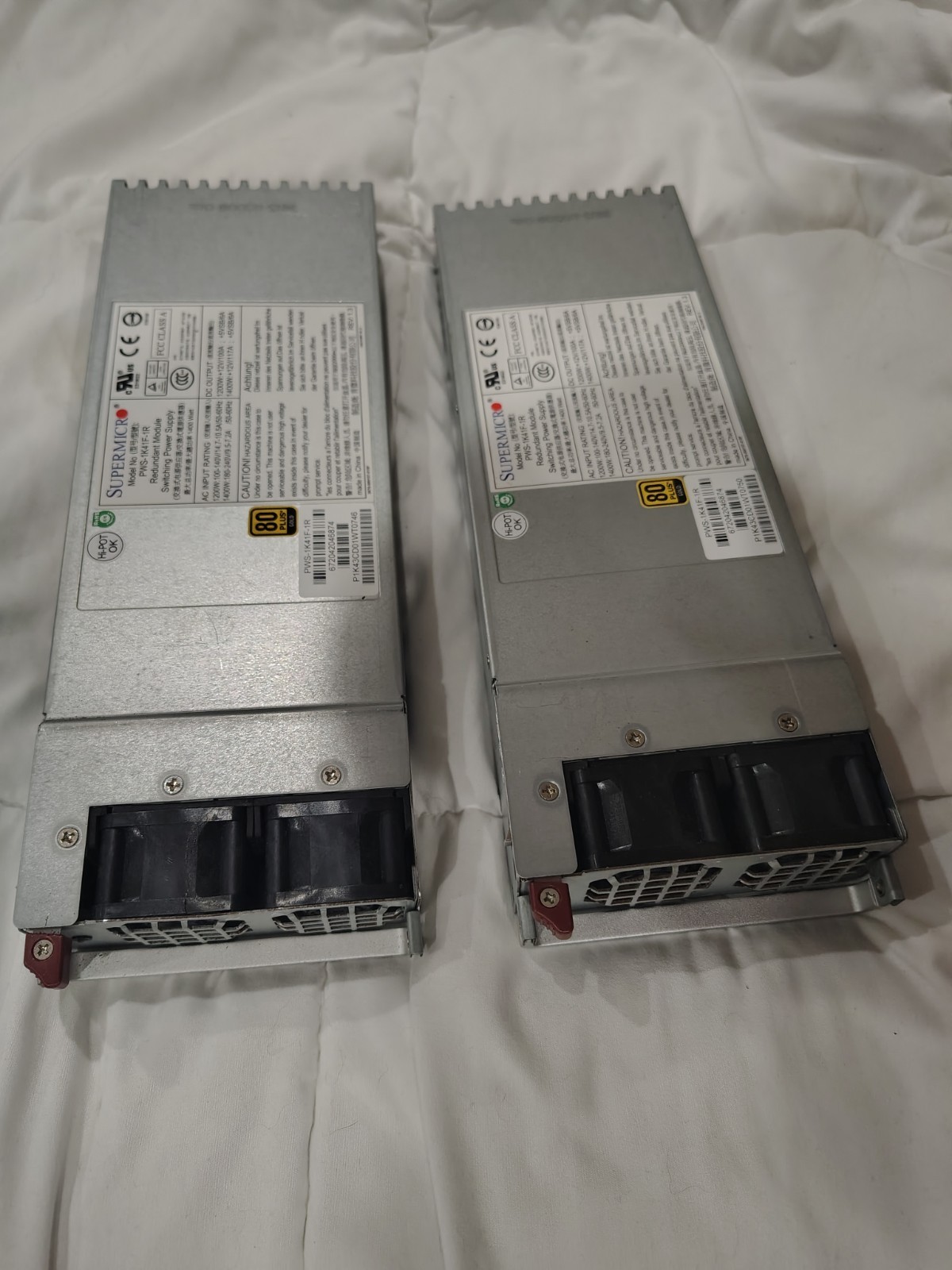 Supermicro PWS-1K41F-1R is a 1400W, 80 Plus Gold