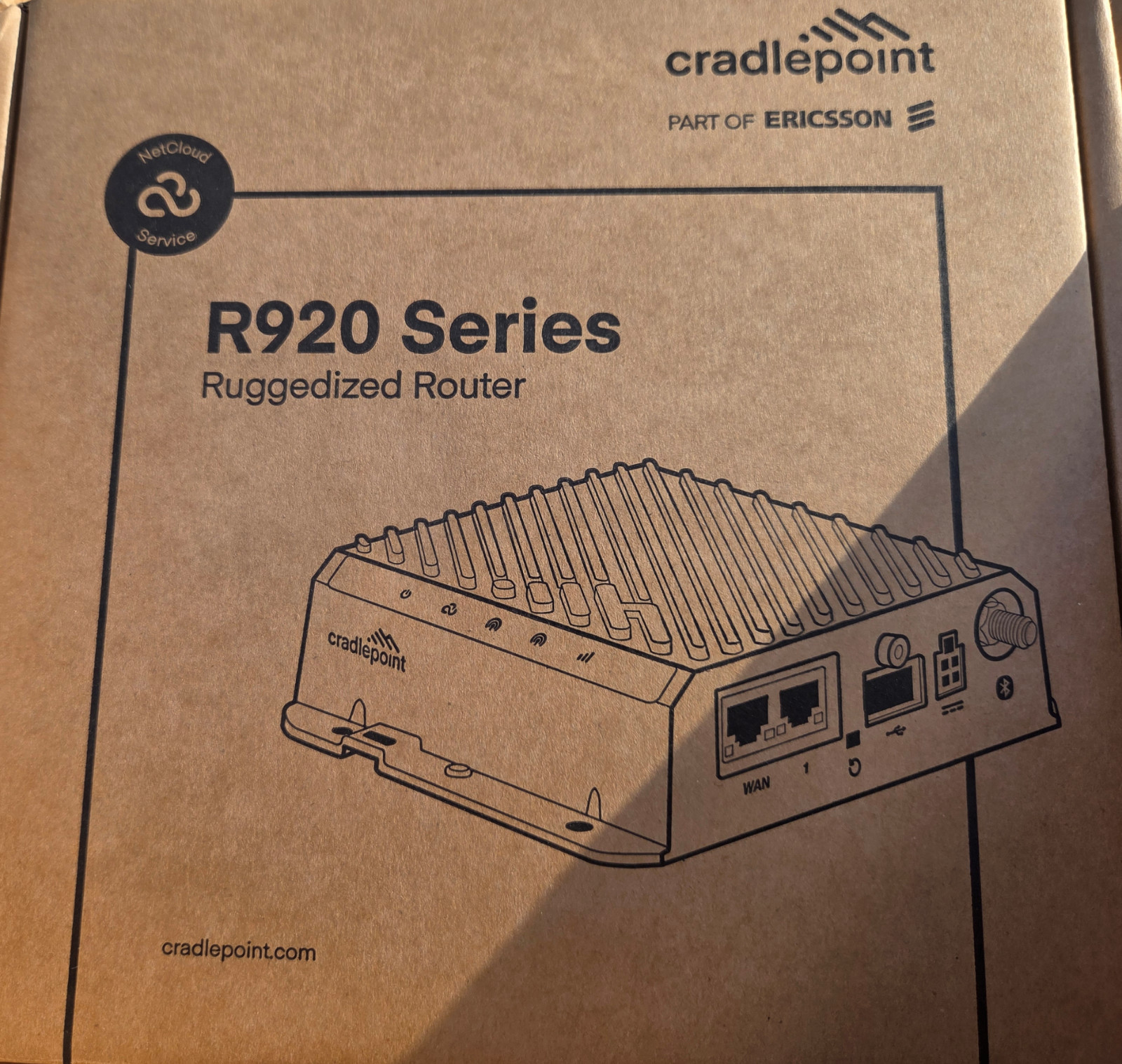 Cradlepoint R920 LTE Router MA05-0920-C7A-NA with Wi-Fi 6