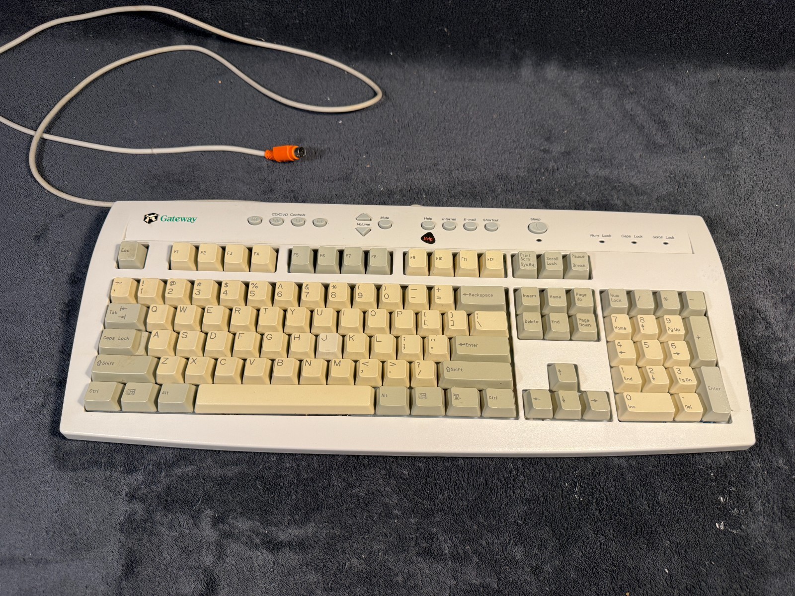 Vintage Gateway 7001602 Wired PS/2 Multimedia Computer Keyboard Key Tronic Gray
