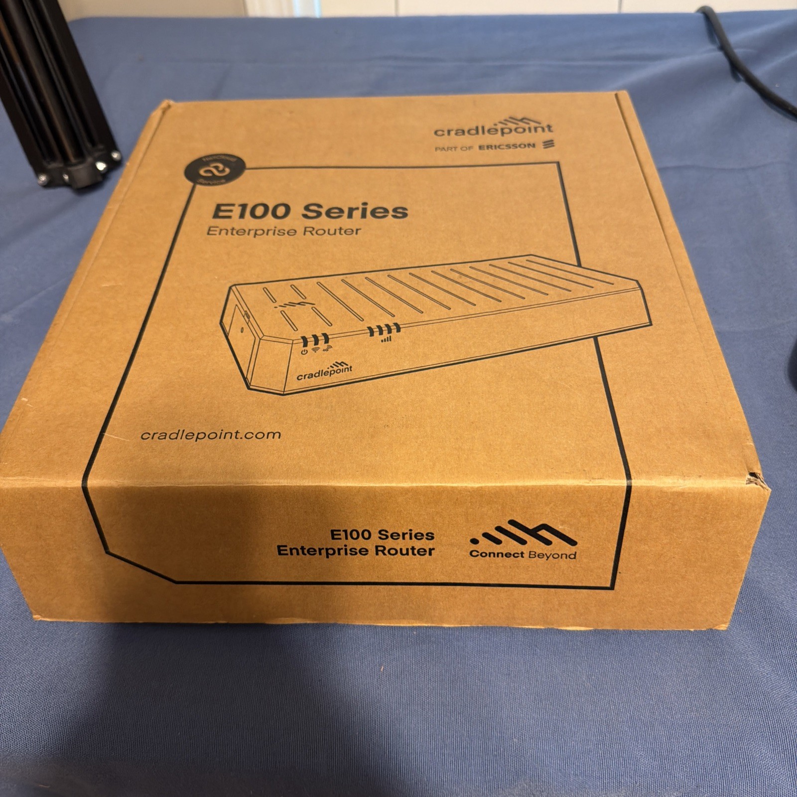 Ericsson Cradlepoint E100 Series Enterprise Router (Missing Antenna)