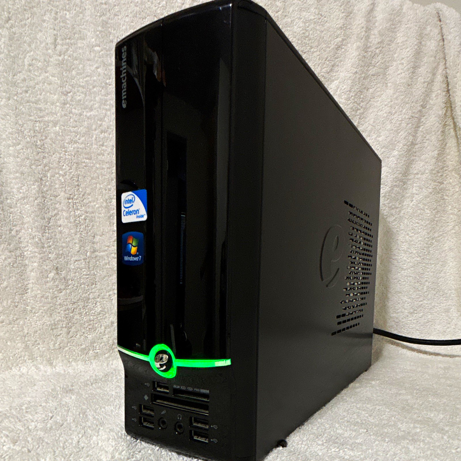 eMachines EL1850G-42W Desktop PC Intel Celeron E3400 2.60GHz Windows 7 Tested