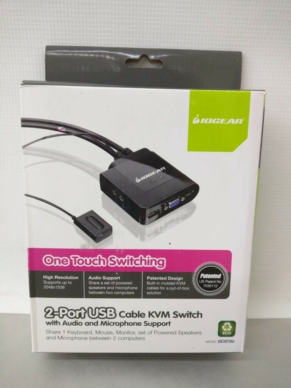 IOGEAR GCS72U -2 Port USB Cable KVM Switch w/ Audio & Microphone Support 