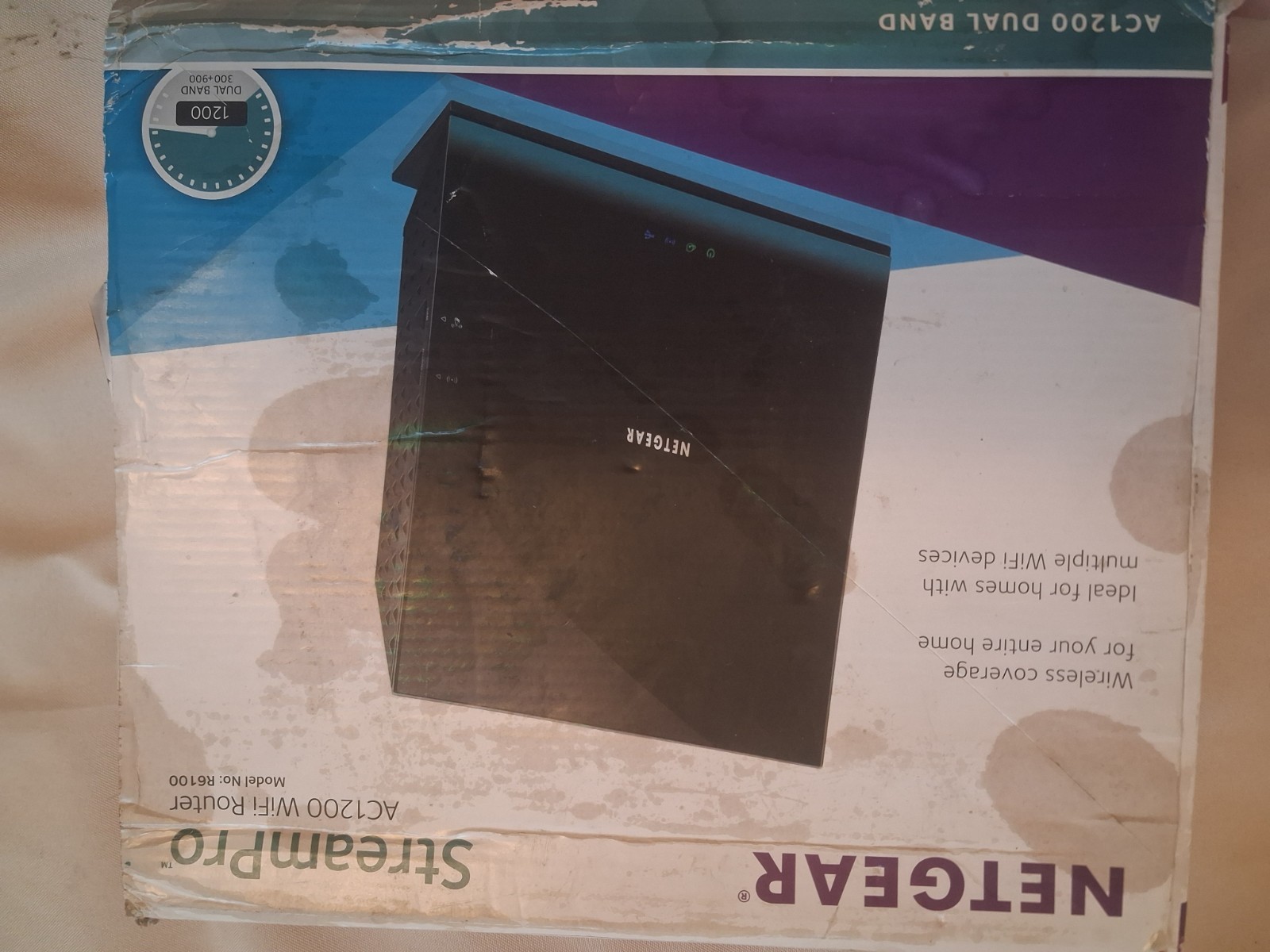 Netgear StreamPro Dual Band AC1200 Wifi Router R6100 Wireless