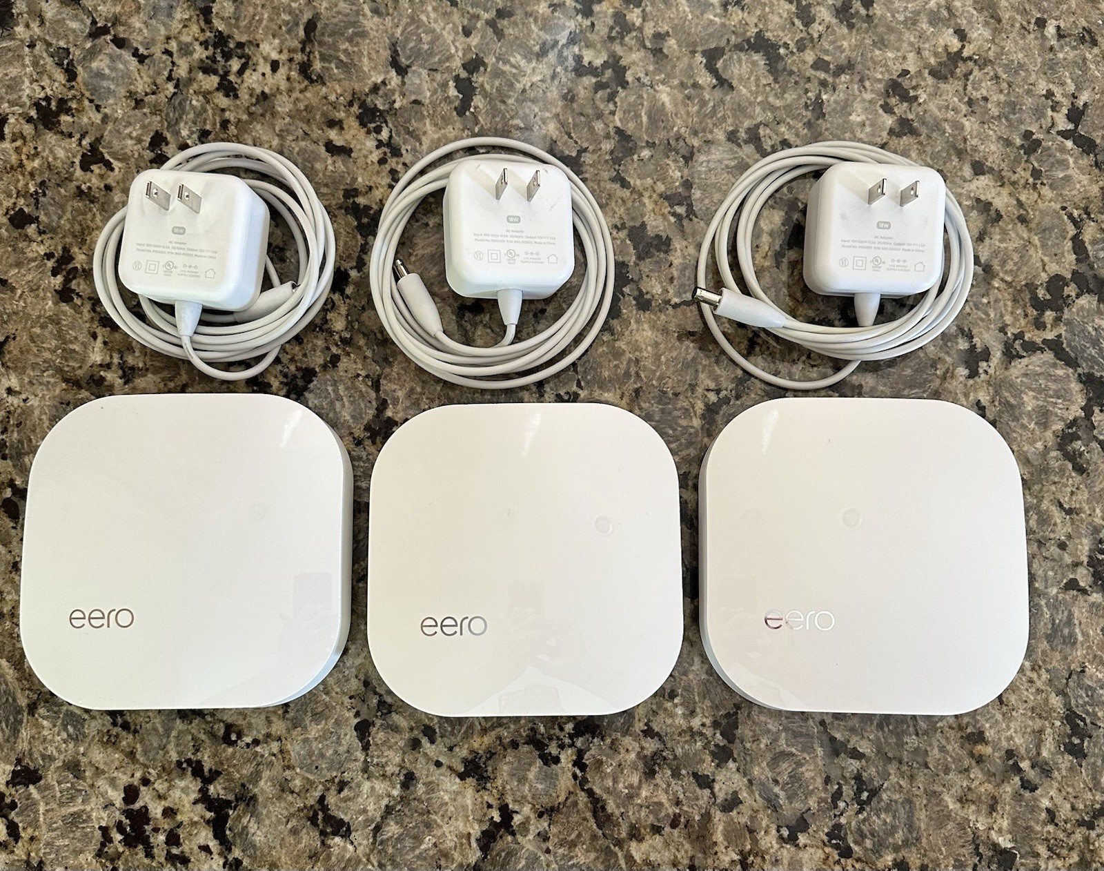 Lot 3 Eero 1st Generation Home Mesh WiFi Routers Extenders A010001