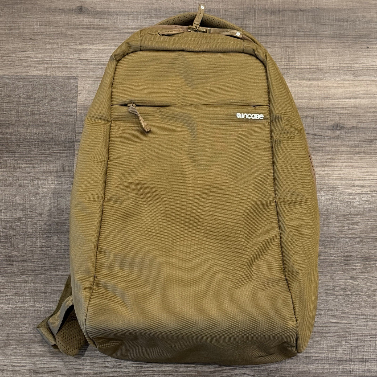 Incase City Backpack Beige Laptop Bag Tech Pack Padded Back Slim Travel Work