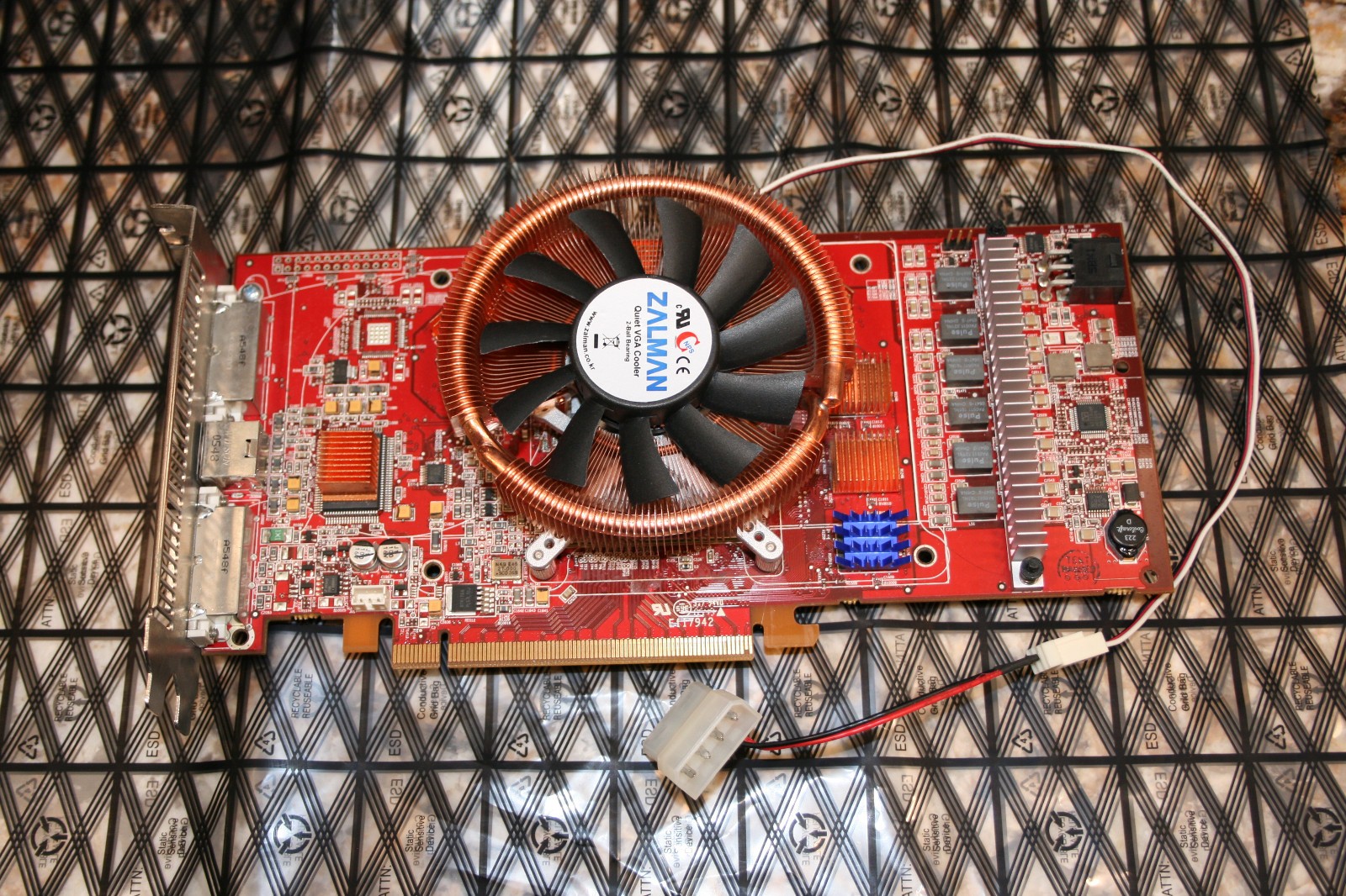 ATI Radeon X1800 XT 512MB GDDR3 PCI-E Graphics Video Card GPU Fully Functional