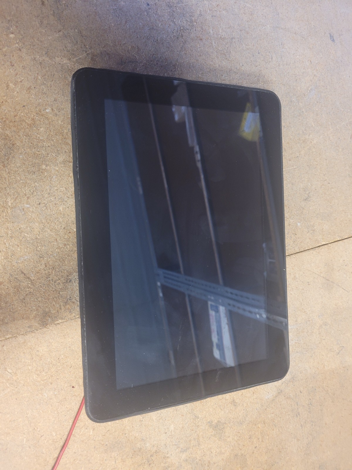 Elo ET1093L 10.1" Touchscreen Display Panel with AC adaptor