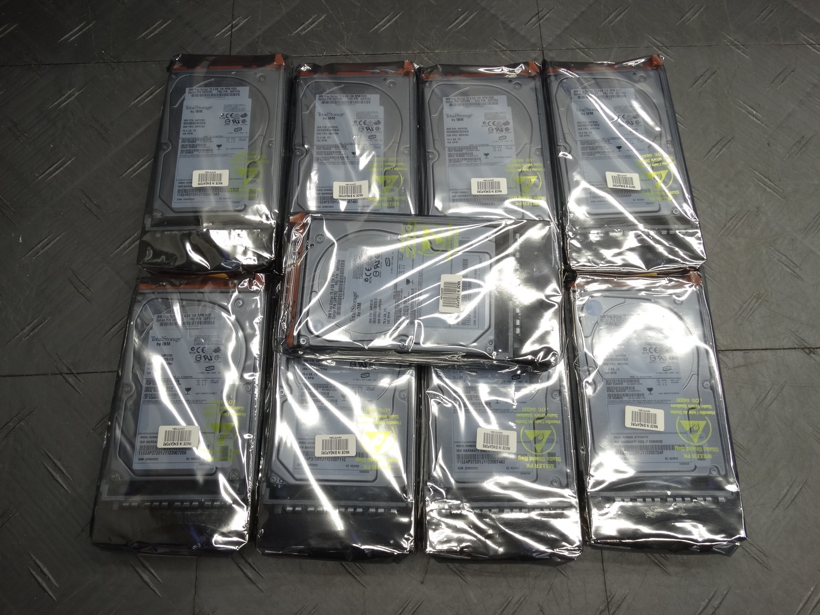 IBM 73GB 8MB Fiber Channel 3.5" ST373307FC Hard Drive 06P5764 24P3720 (Lot of 9)