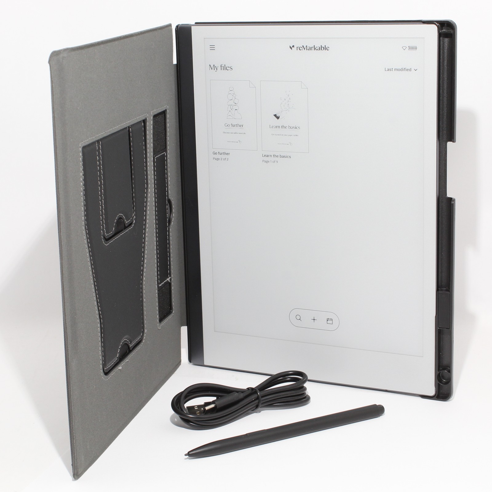 Excellent ReMarkable 2 Paper Tablet BUNDLE w/ Folio