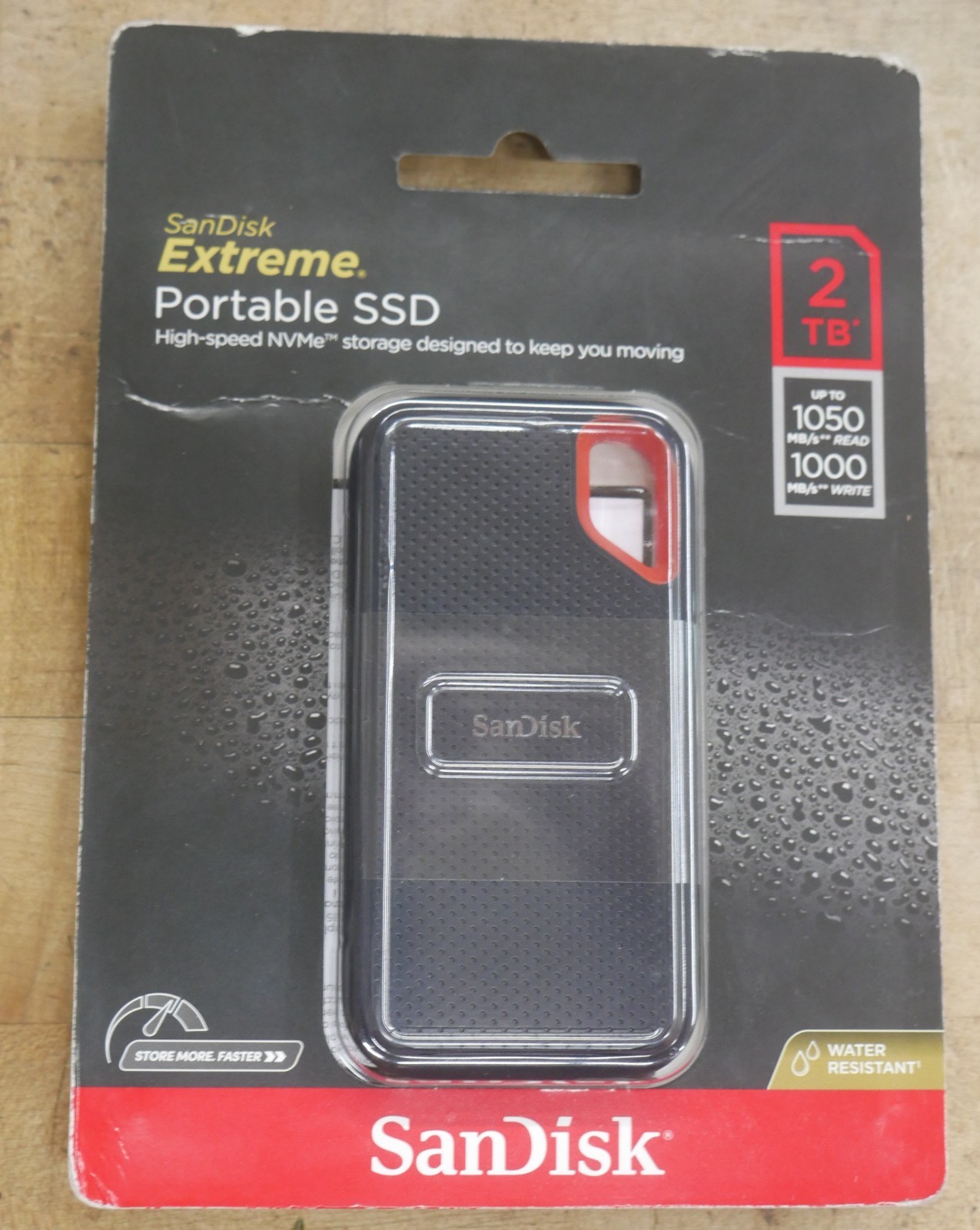SanDisk Extreme Portable SSD 2TB SDSSDE61-2T00-AT NVMe USB-C - New Sealed