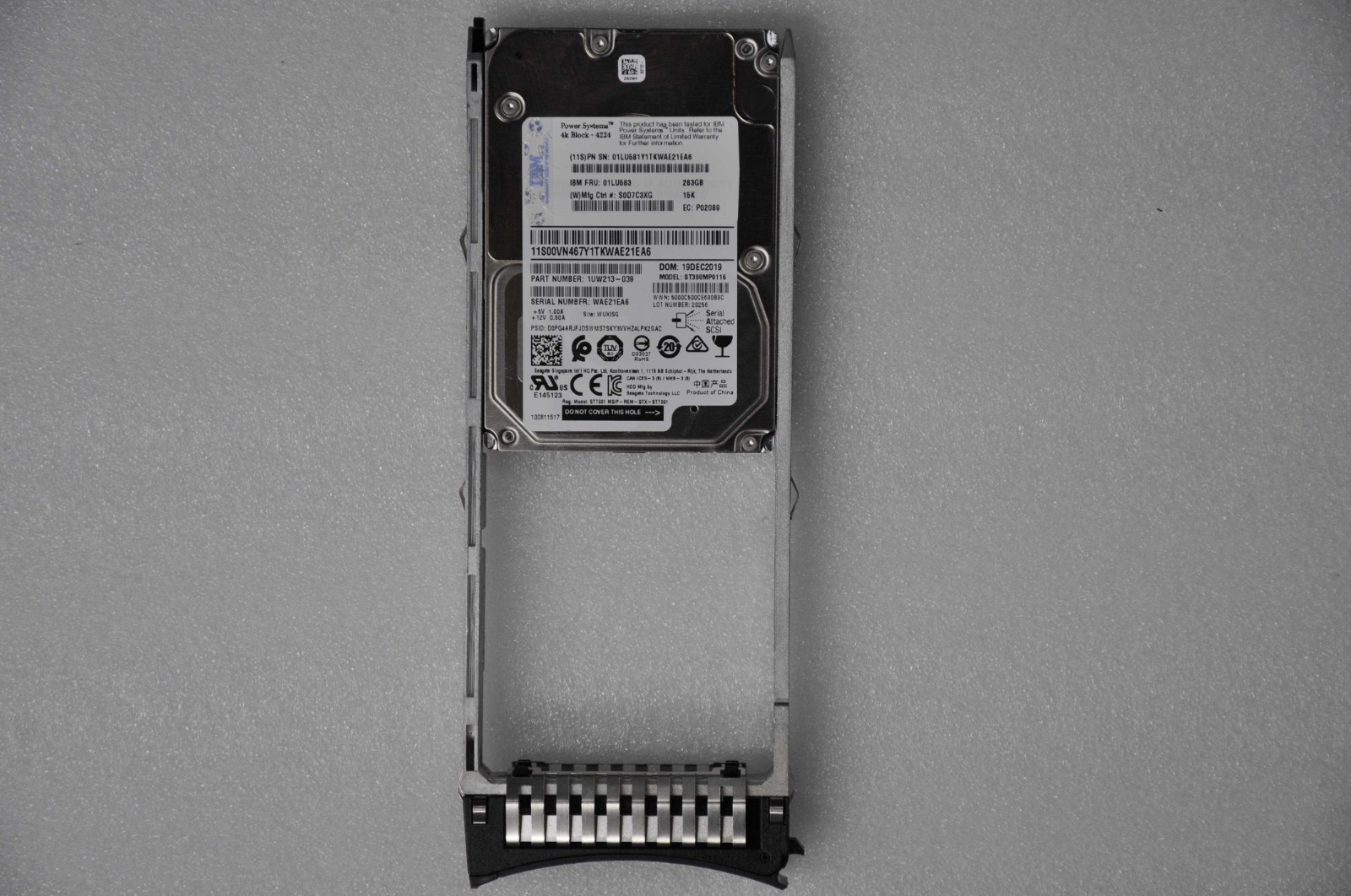 IBM 283GB 15,000 RPM SAS SFF-2 4K BLOCK CACHED DISK DRIVE USED 01LU583