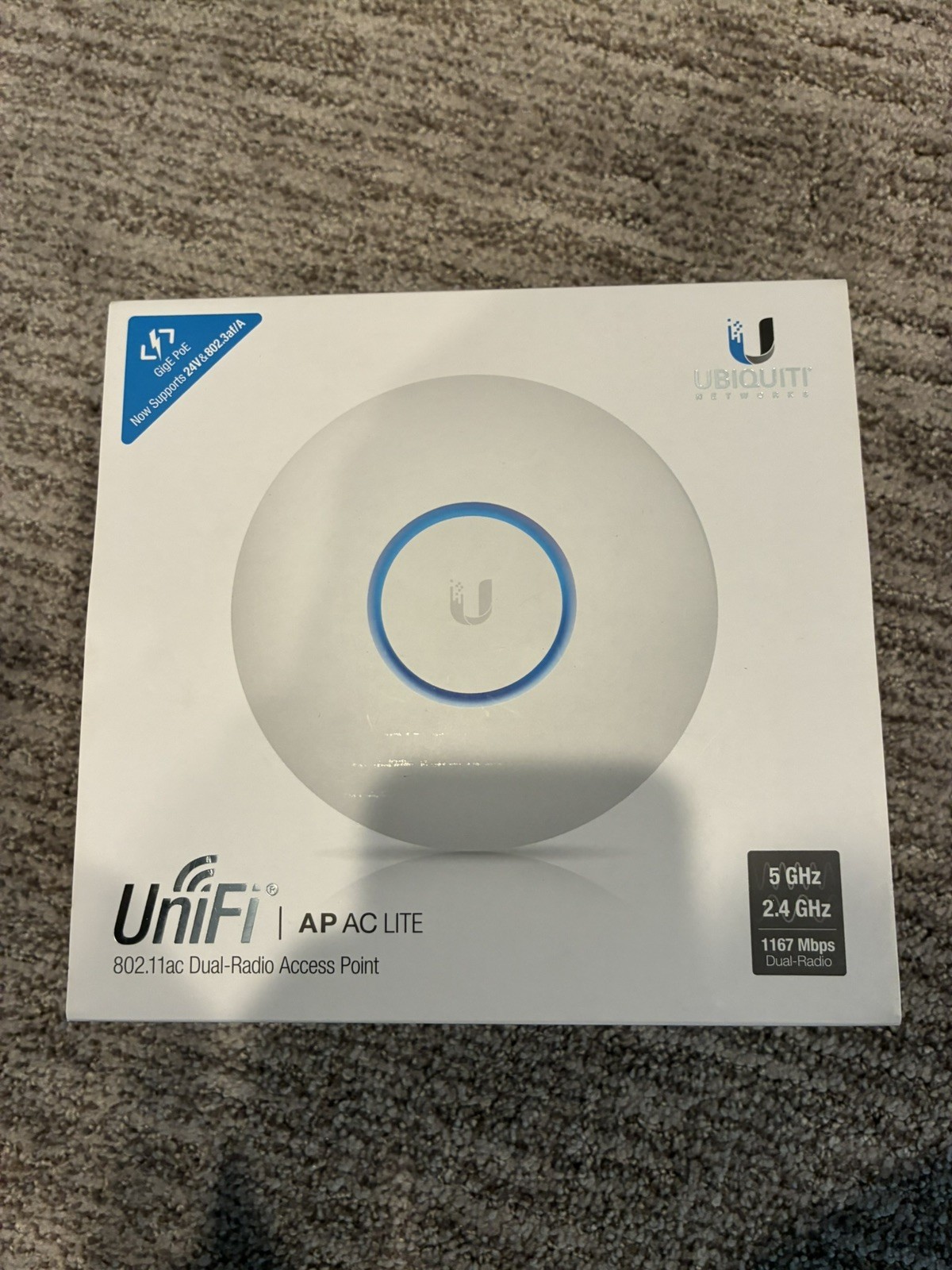 Ubiquiti UniFi AP (UAP-AC-LITE) Wireless Access Point Indoor