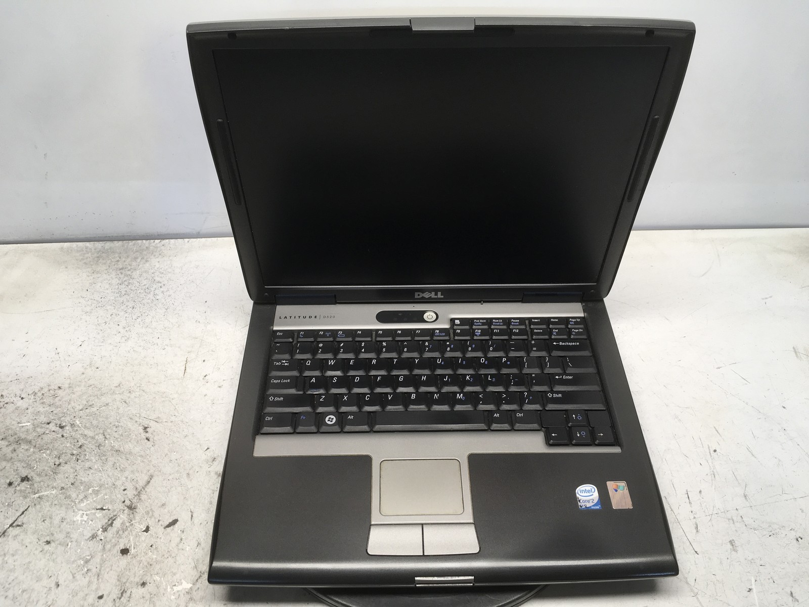 Dell Latitude D520 Intel Core 2 Duo 06F2 1.66GHz 2 GB NO HDD No Batt
