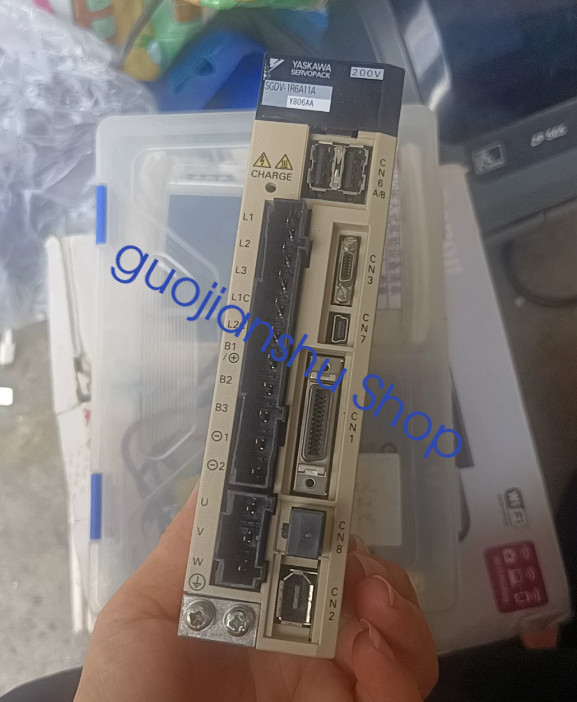 1PCS NEW YASKAWA SGDV-1R6A11AY806AA Servo driver Fast delivery Via Fedex/DHL