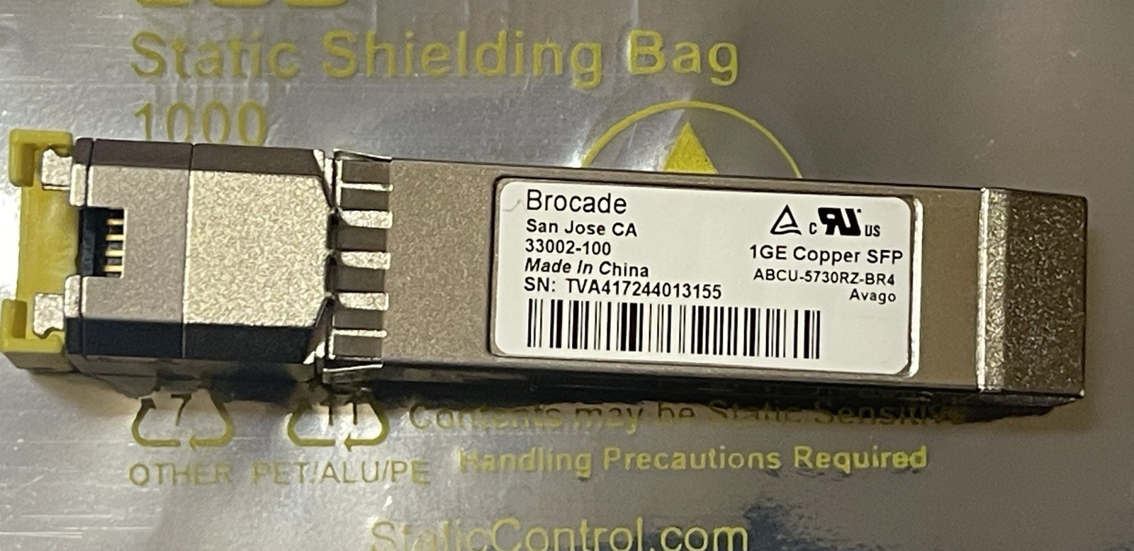 Brocade RUCKUS 33002-100 1000Base-T SFP-TX Copper 1GE Copper SFP RJ45 100m
