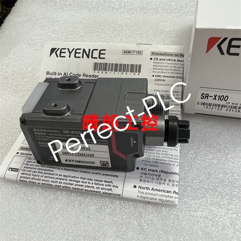 1 PCS   KEYENCE SR-X100 barcode reader