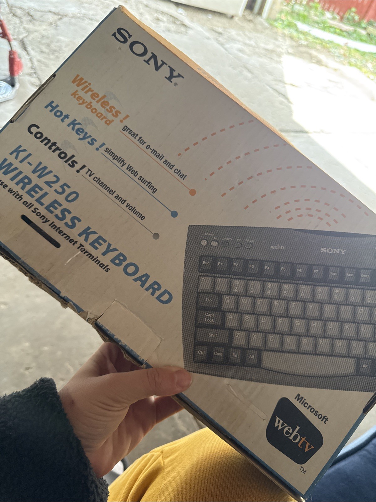 Sony KI-W250 Wireless Keyboard Remote for Sony Internet Terminal New Open Box