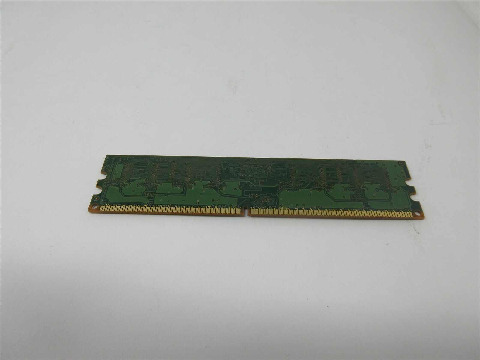 Samsung 1 GB DIMM 800 MHz DDR2 SDRAM Memory (M378T2863EHS-CF7)