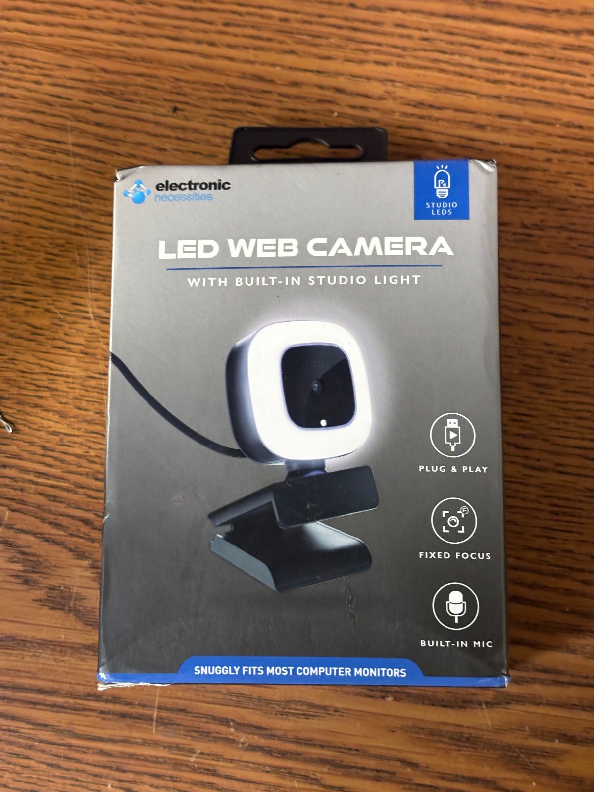 NEW Electronic Necessities LED Web Camera w/ Built-In Studio Light