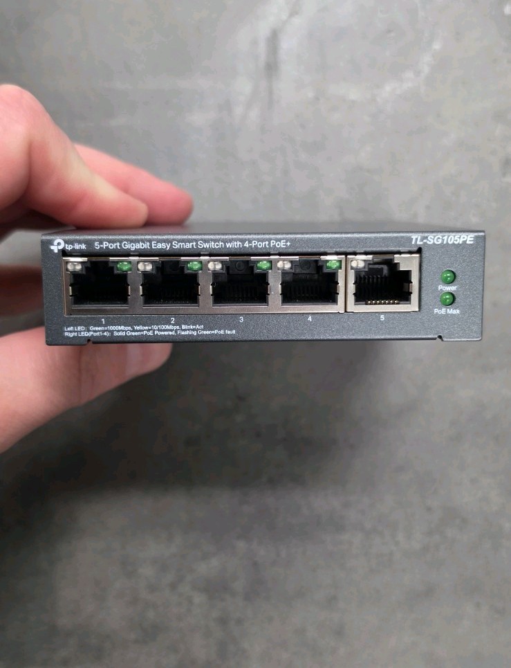 TP-Link TL-SG105PE 5-Port Gigabit Easy Smart PoE Switch AC Adapter