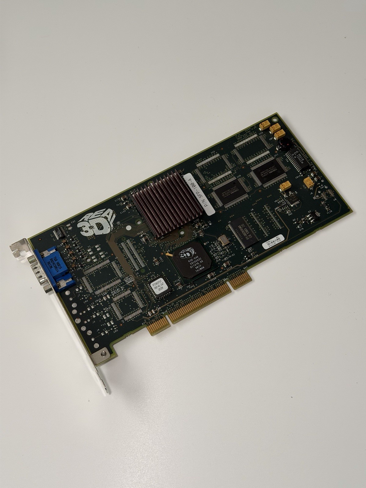 Vtg Real3D StarFighter SFP-100-A Intel i740 PCI VGA Graphics Adapter Card 12MB