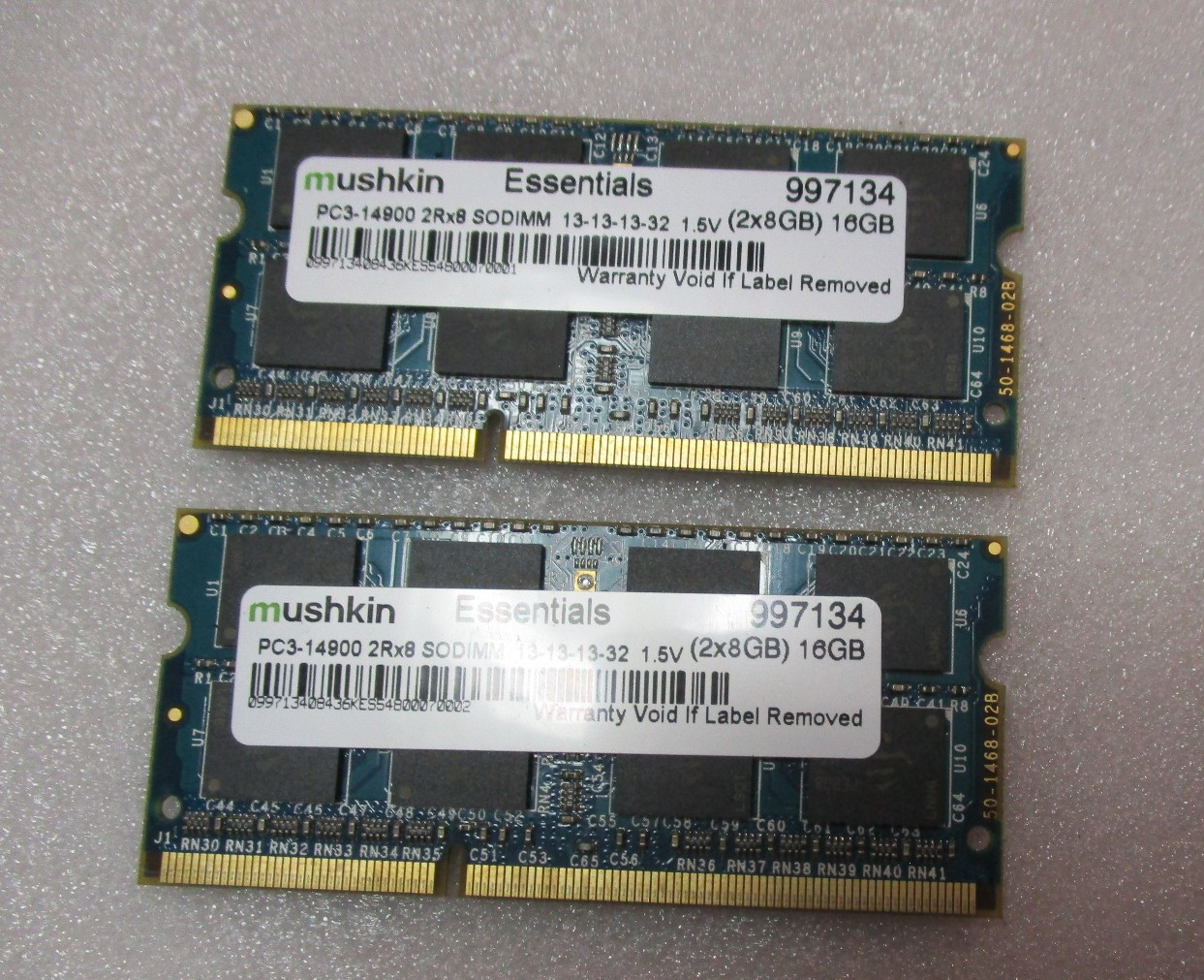 Mushkin Essentials (2x8GB) 16GB PC3-14900 2Rx8 SODIUM 997134  16GB RAM