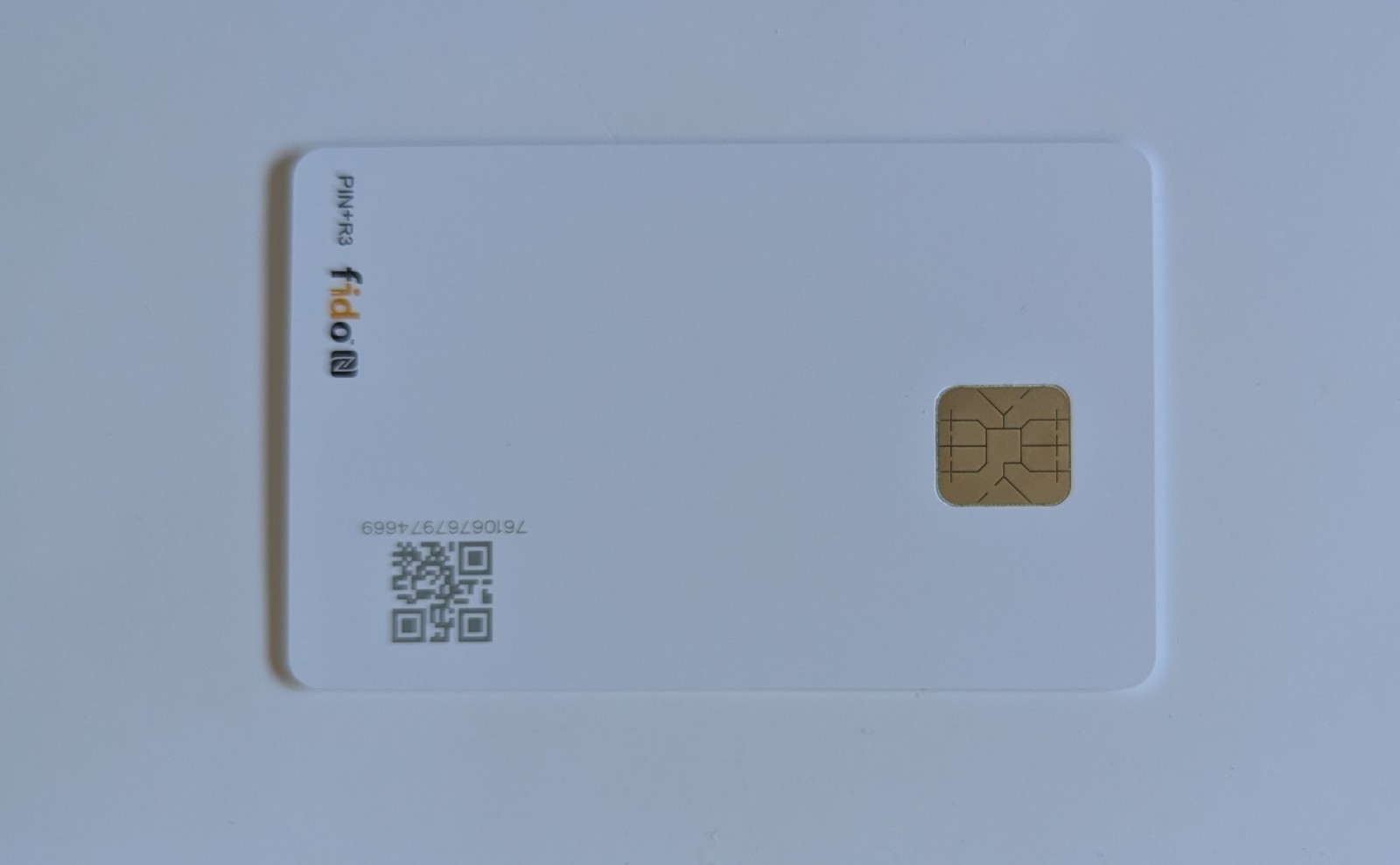 Token2 NFC Smartcard FIDO2.1 Level 2 R3. Non branded and printable.