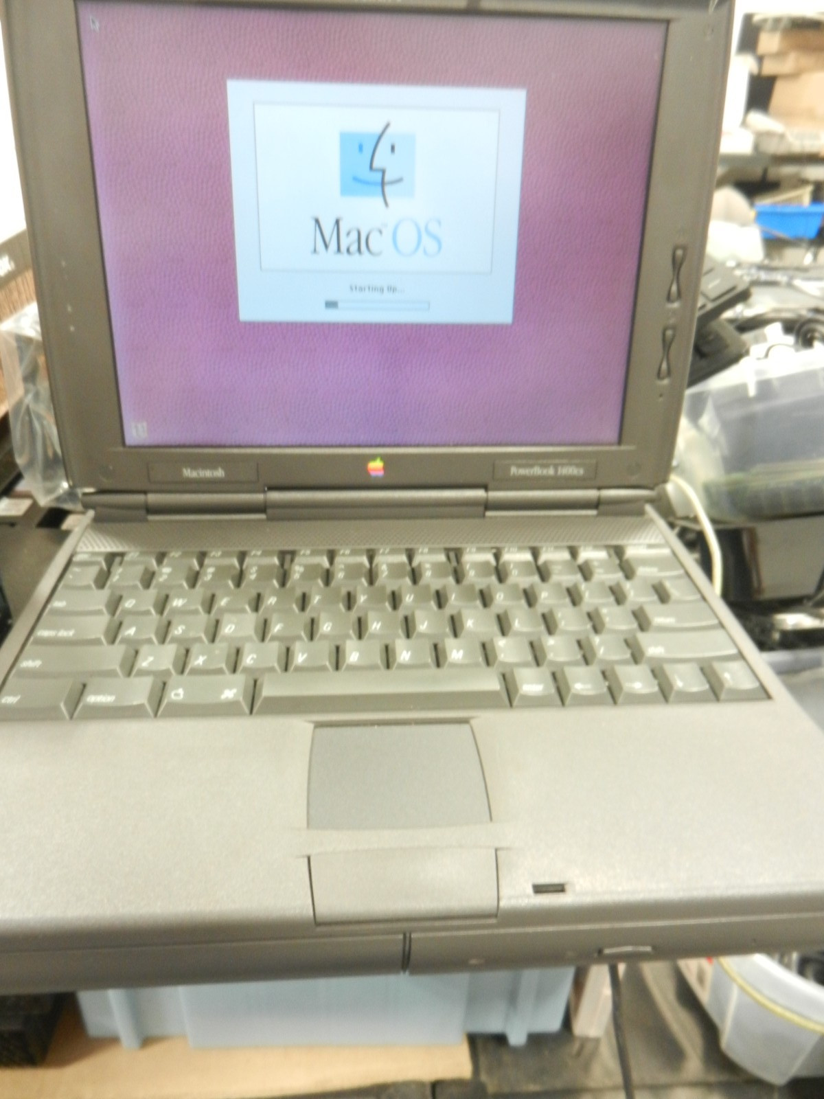 VINTAGE - Apple Powerbook 1400CS LAPTOP - WORKING 