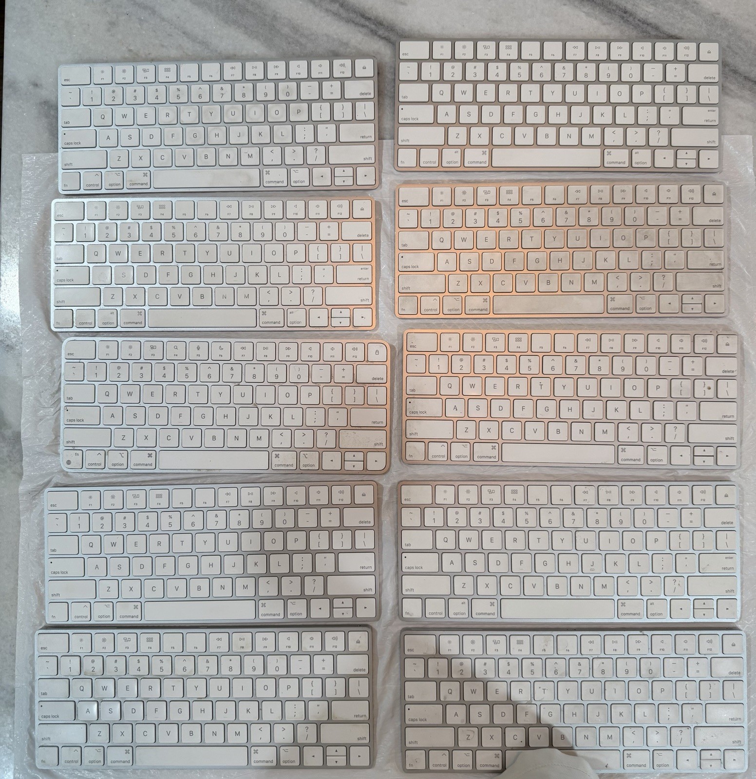 Lot of 10 Apple Smart Keyboard White A1644