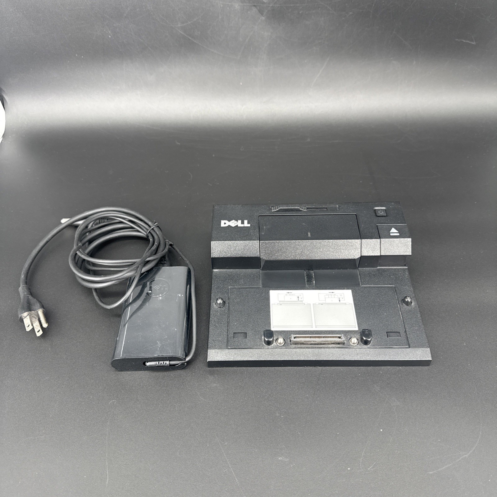 New Genuine Dell K07A E-Port Port Replicator + 65w AC Adapter