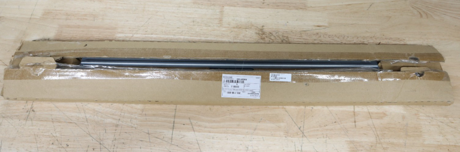 Nice New / NOS Discontinued APC UPS 1U Server Din Rail & Track Kit Mod 0M-6998A