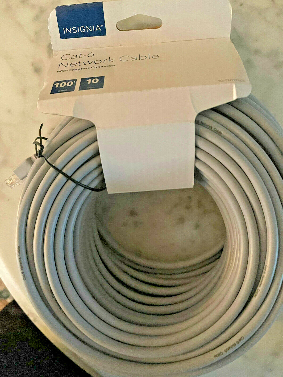 Insignia Cat-6 Network Cable 100ft 10 Gbps