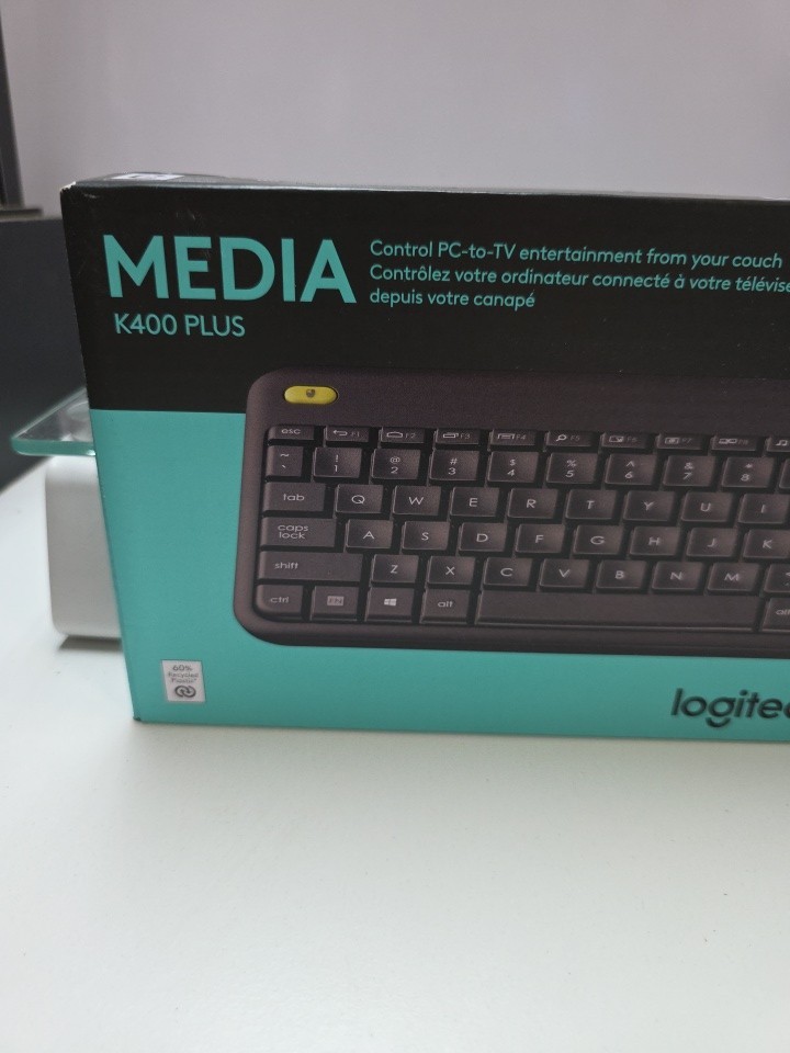 Logitech Media K400 Plus Wireless Touch Keyboard Built-in Touchpad Black Sealed 