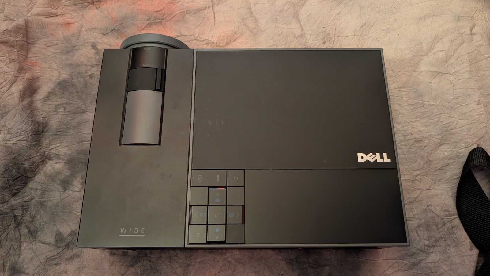 Dell 1610HD DLP Projector -  319 Lamp Hours - 1280x800