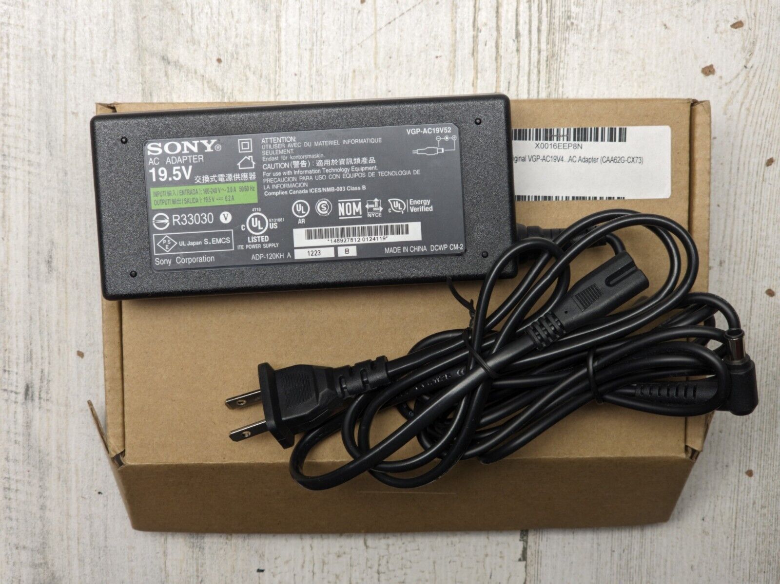 Original Sony 120W Charger VGP-AC19V52 For Sony Vaio Compatible VGP-AC19V45
