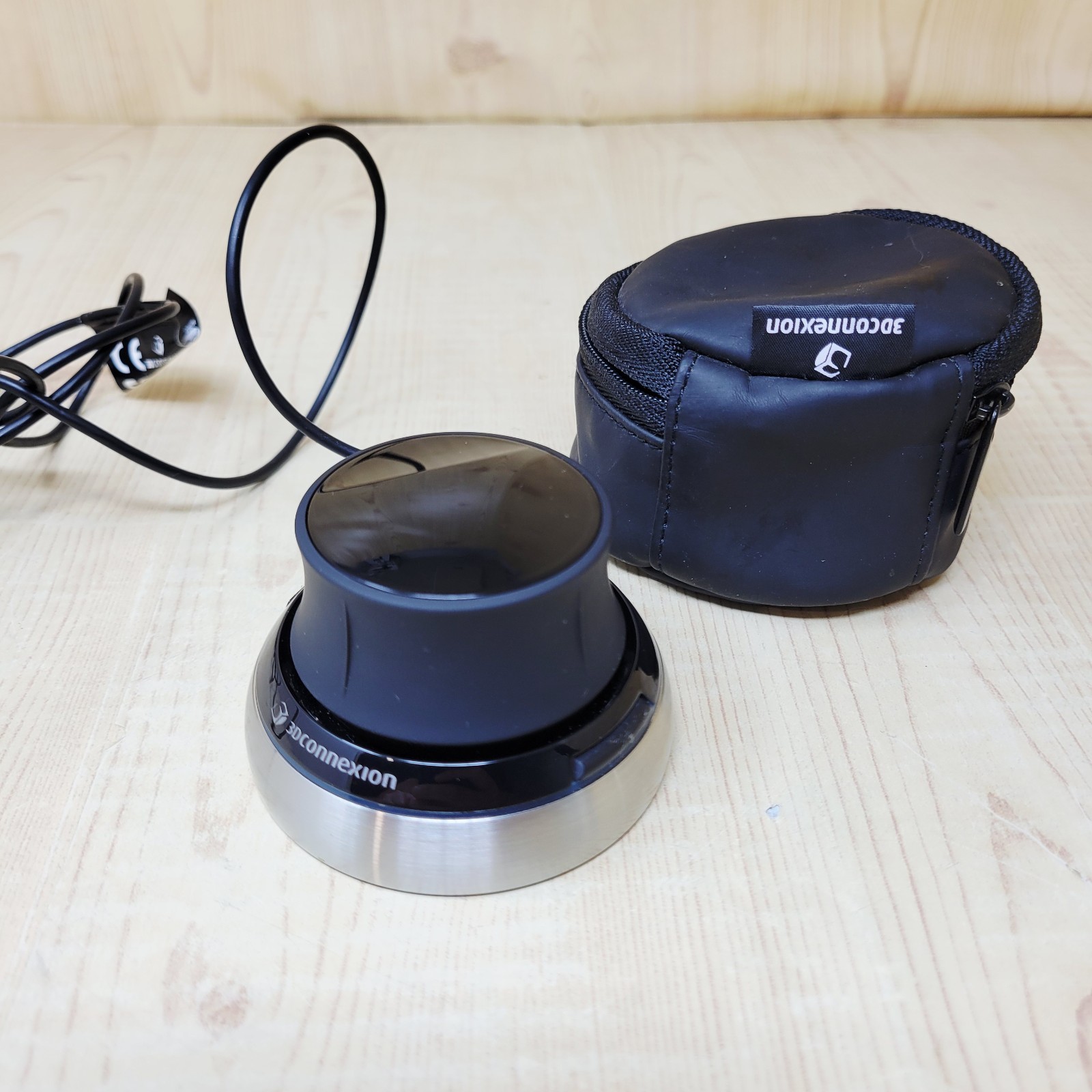 3DConnexion SpaceMouse Compact 3D Mouse 3DX-600036 Wired USB w/ Carry Case WORKS