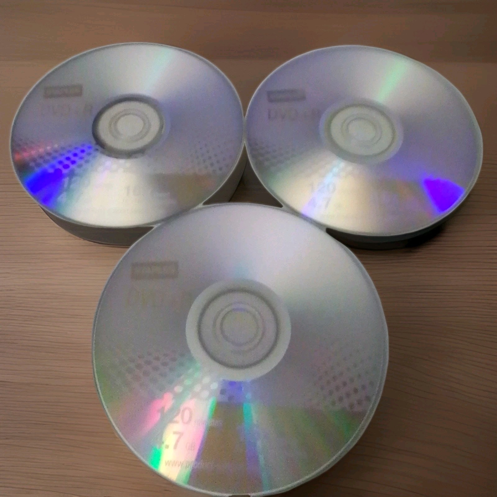 3-PACK/STAPLES Blank Disc DVD+R 16x 4.7GB 120 MINUTES MEDIA