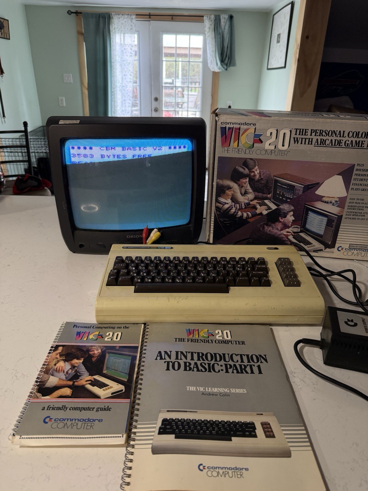 Commodore VIC-20 Computer CIB Tested Working Box Manuals Games Vintage