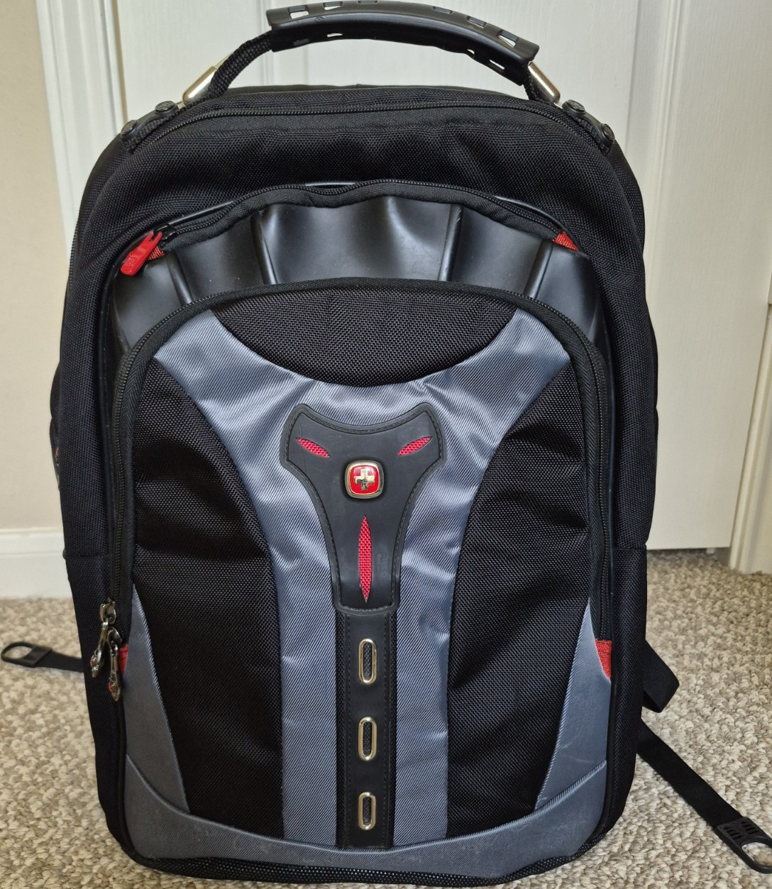 Wenger Padded Laptop Backpack Triple Protect Solid Black/Gray/Red